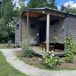 Modernes Tinyhouse Trailer Am Waldrand - Mit Seezugang エーギング