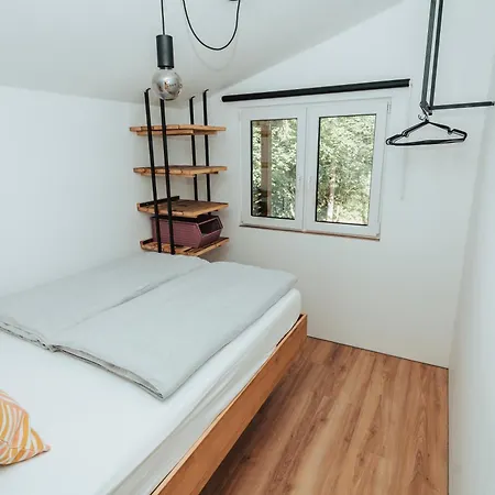 Modernes Tinyhouse Trailer Am Waldrand - Mit Seezugang * Eging
