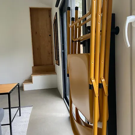 Modernes Tinyhouse Trailer Am Waldrand - Mit Seezugang Feriehus