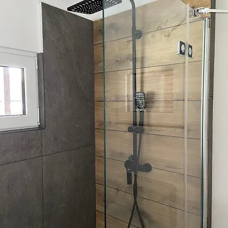 Modernes Tinyhouse Trailer Am Waldrand - Mit Seezugang * 에긴크