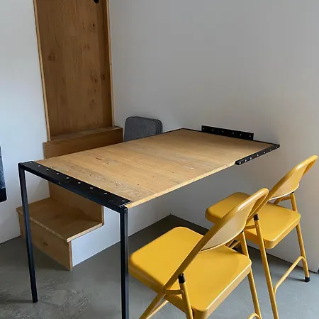 펜션 Modernes Tinyhouse Trailer Am Waldrand - Mit Seezugang 에긴크